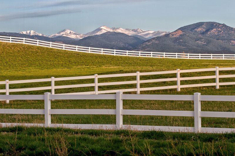 Ranch Style Split Rail Fence